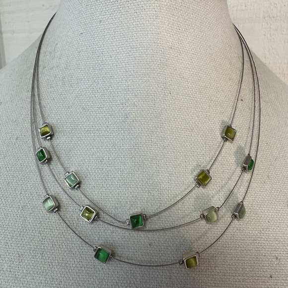 Nine infinity vibe necklaces in many colors - Picture 3 of 12